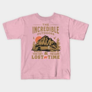 Mountain Is Calling Bear Animal Nature Hiking Adventure Incredible Outdoors Vintage Kids T-Shirt